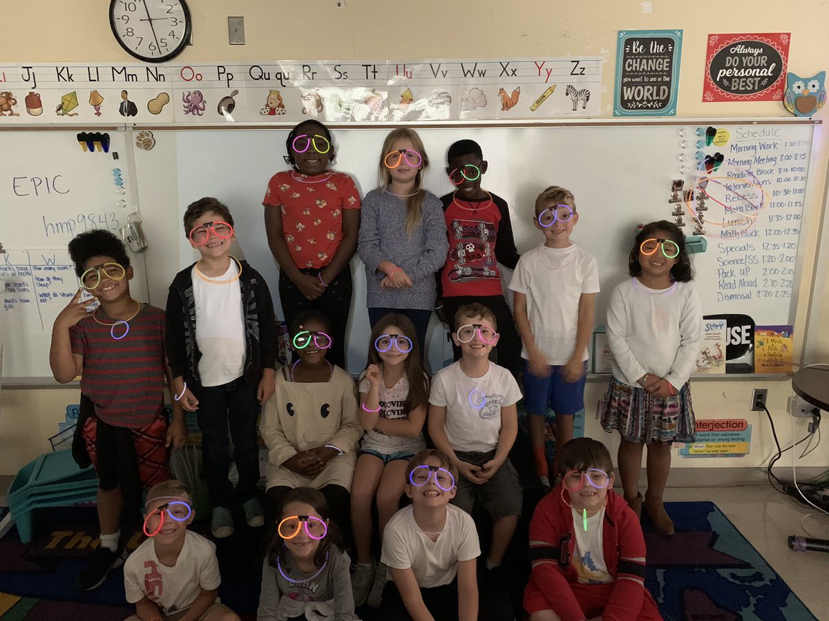 MsBrittsClass's tweet photo. Glow day was a huge success today! We had fun and learned a lot! #nhcschat #pvttchat https://t.co/wOpBKBASdQ