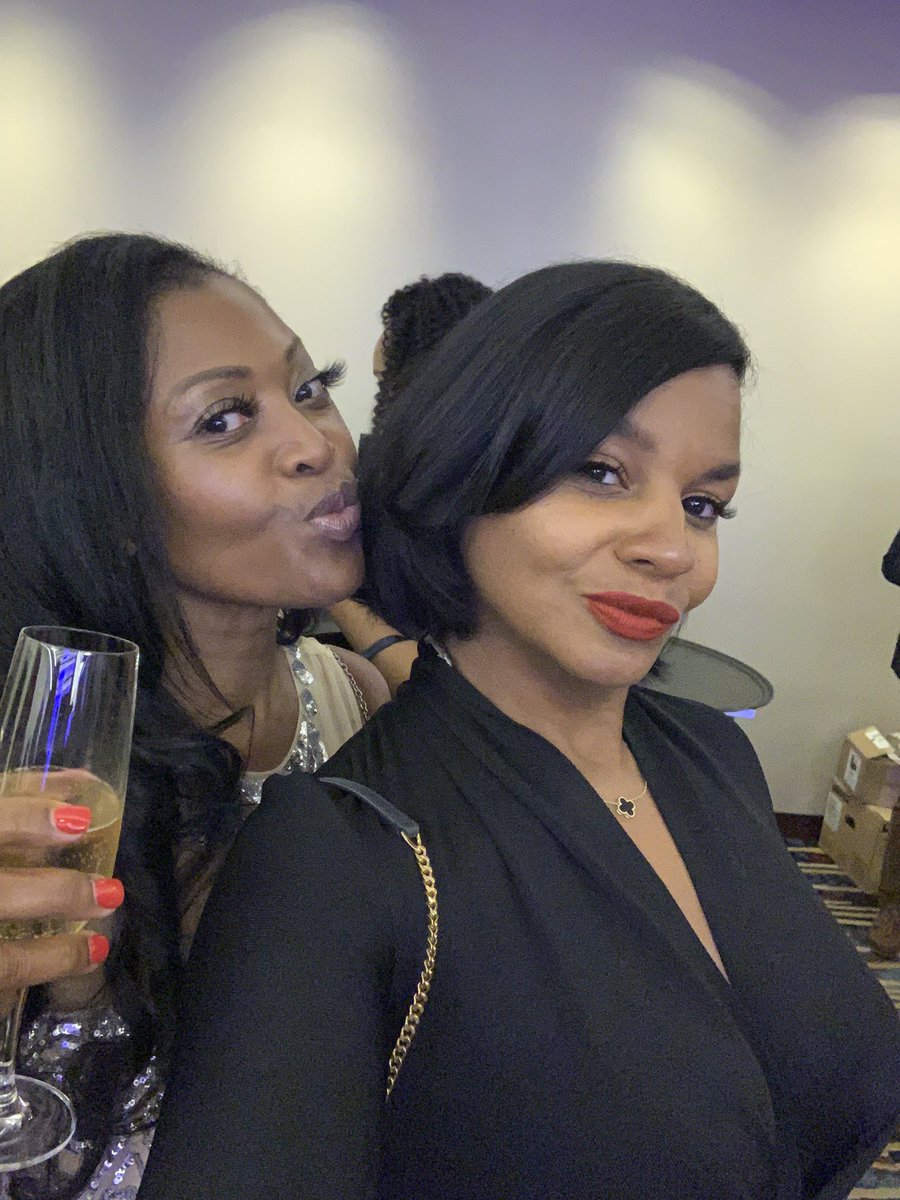 Modupe_C's tweet photo. @WeAreCisco #selfiegang @elcinfo #MLMS25 me &amp; my squad! 🙏🏽✌🏽 https://t.co/BJdwsK6lOn
