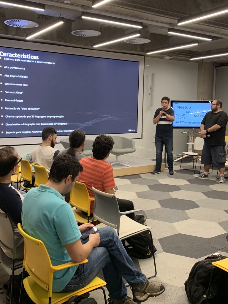 jhonatancmorais's tweet photo. Rafael Gottardi and Everson Tavares from @C6Bank talking about @nats_io at Cloud Native SP Meetup #12. #cncf #cncfsp #c6bank https://t.co/ZqZSxWaqnb