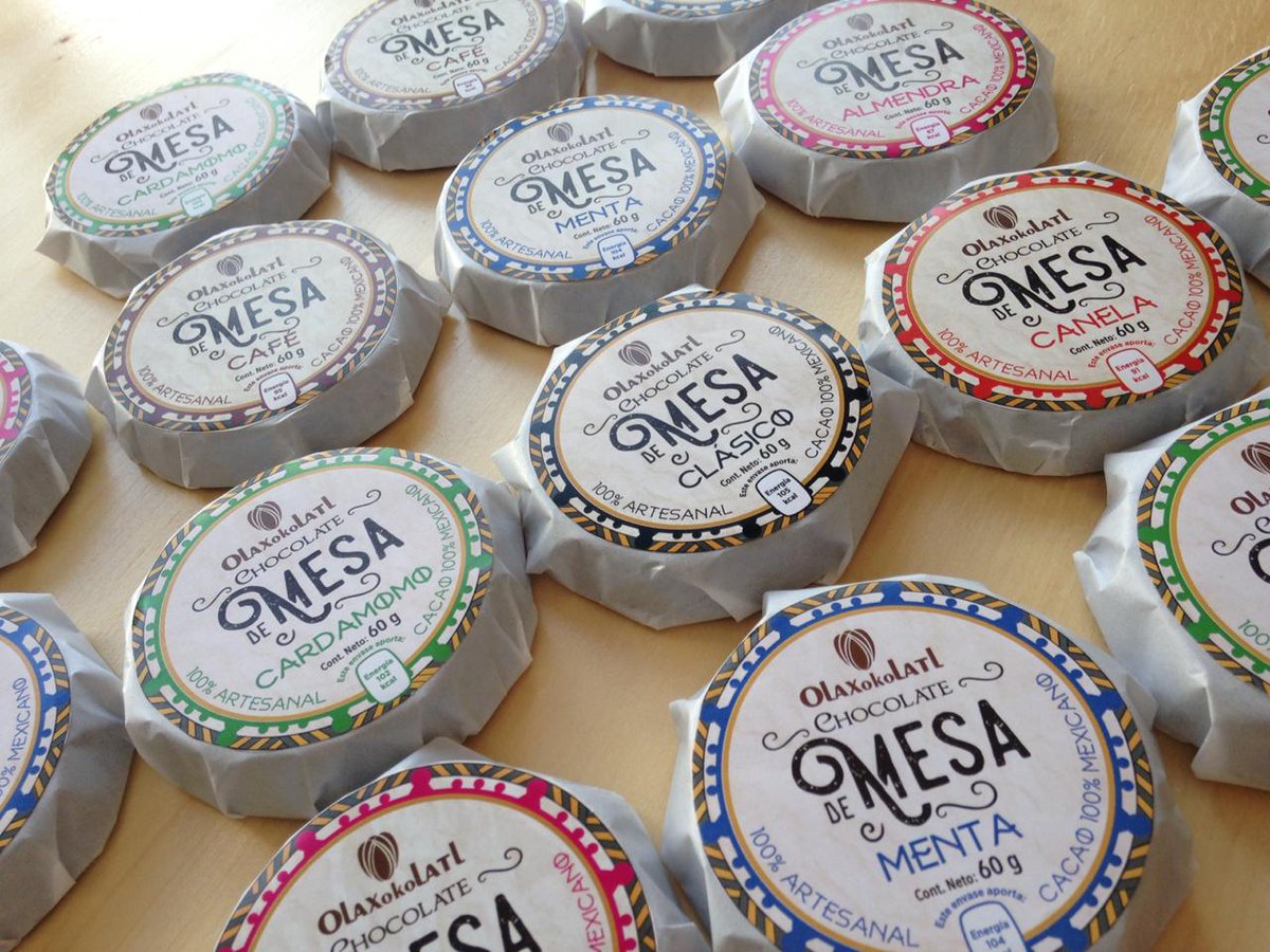 OLAXOKOLATL's tweet photo. ¿Quién dijo frío? Chocolate de mesa o taza.
Cardamomo, Café, Menta, Almendra, Chile, Canela y Clásico.
Para preparar en leche o en agua.
#ChocolateFriendly #OlaXokolatl #YoConsumoChocolate #ServicioADomicilio #YoConsumoLocal https://t.co/RxmL2RZS9m