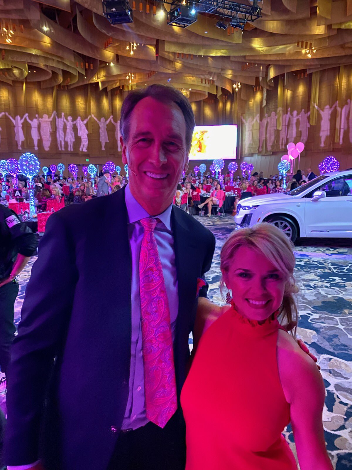 twitter-sheree-paolello-wlwt-off-tonight-for-my-son-s-game-but-this-afternoon-i-helped-cris-collinsworth-and-his-wife-holly-raise-a-whole-lot-of-money-to-fight-breast-cancer-and