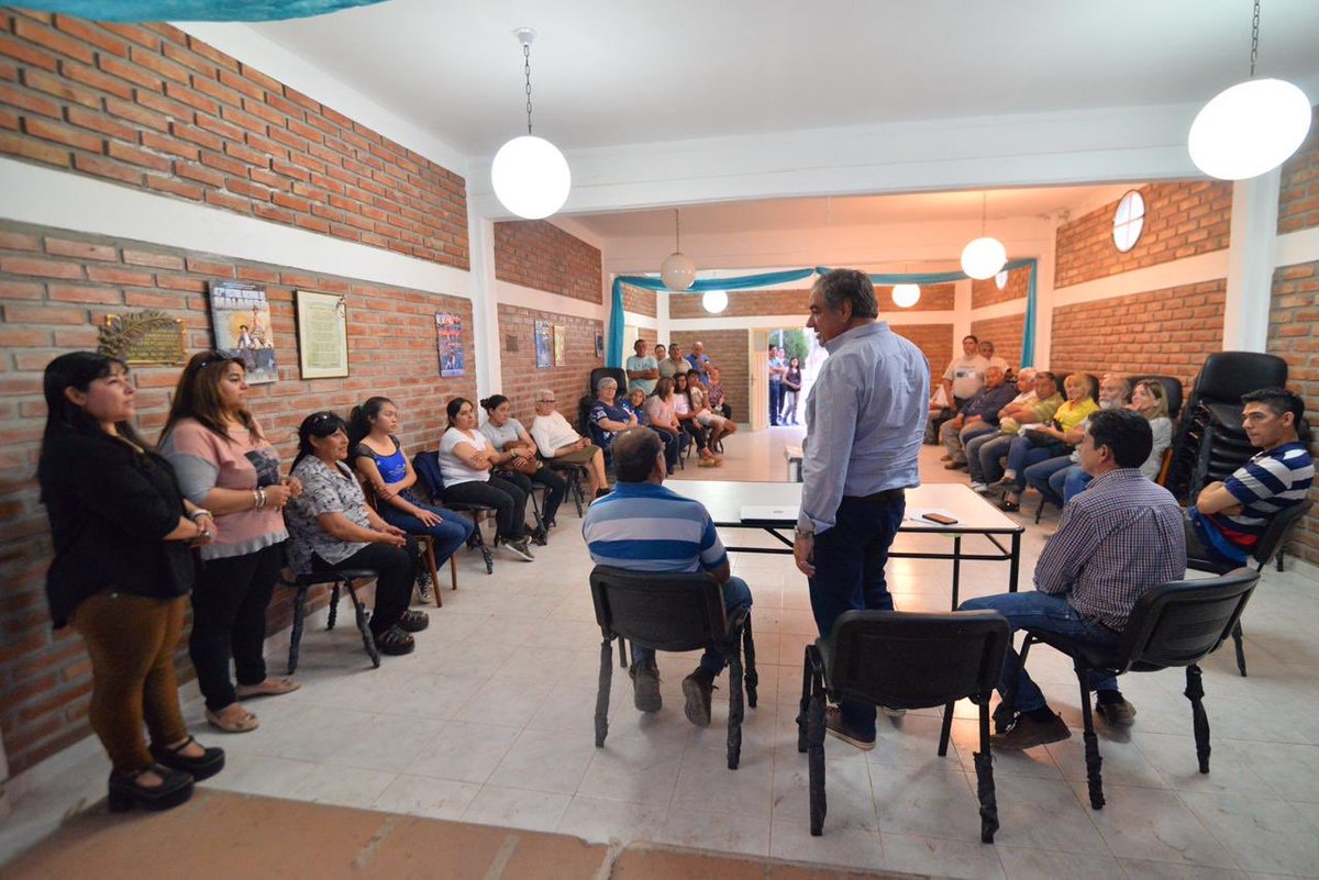 JulioMartinezLR's tweet photo. Conversamos con miembros del Centro de Animación Socio Cultural Filial Pinchas, una institución clave de esta localidad. https://t.co/hvGhHXQLKu