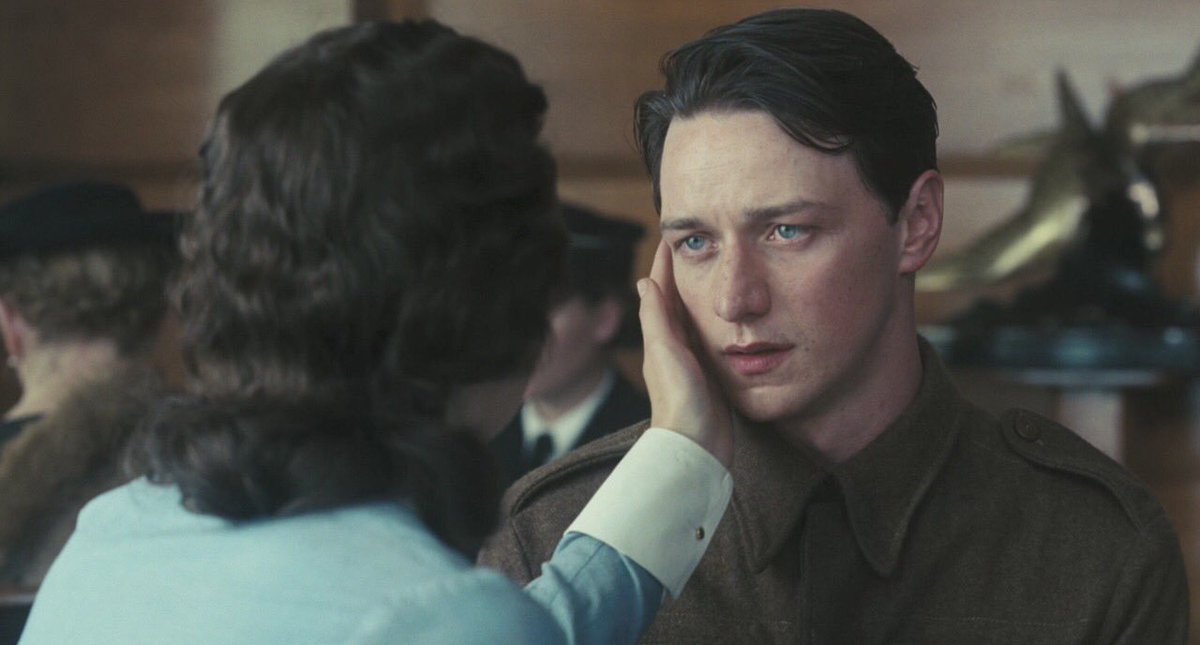 James MCAVOY & Keira Knightley. James MCAVOY & Keira Knightley.