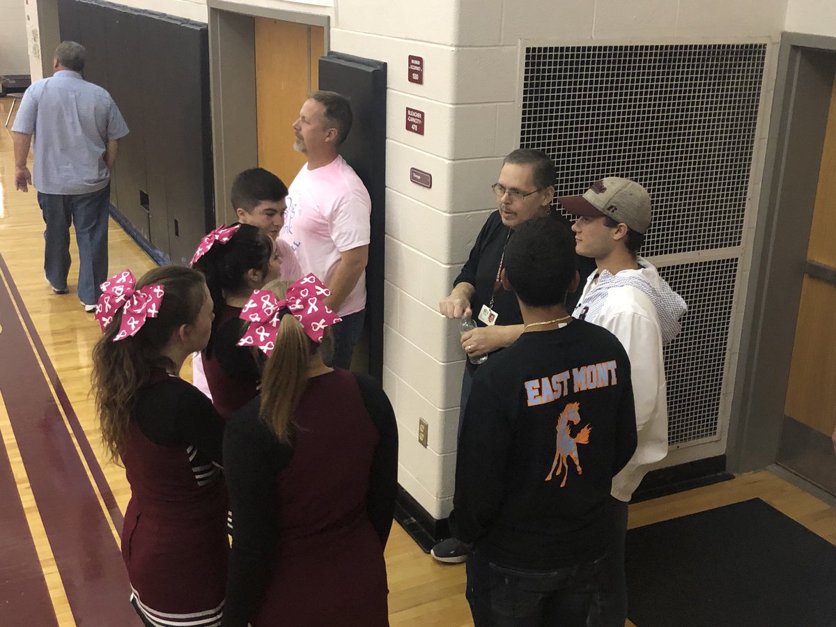 Thanks to the Volleyball team for honoring our Mr. Hixon.  He’s a fighter...and the center of attention. The kids were happy to see him. We are anxiously awaiting his return!  ⁦<a href="/EMHSMustangs/">Eastern Montgomery High School</a>⁩ ⁦<a href="/mcps_va/">MCPS</a>⁩