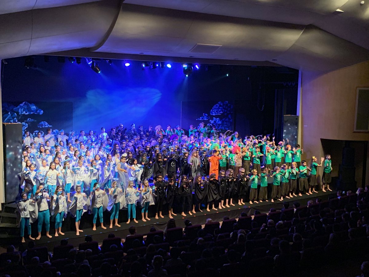 JaneC00per1's tweet photo. First showing of Phantasmagoria the 2020 NIST musical. #awesome #nistis
So proud of our Y5 and Y6 students and the staff who have supported them. https://t.co/klrzQuc84y