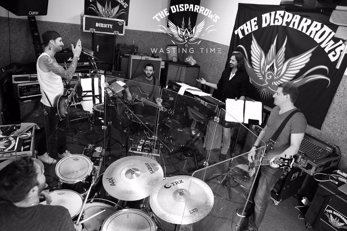 thedisparrows's tweet photo. Back in the studio!! #Album4 is underway 🤘

#TheDisparrows #RnR #RocknRoll #americanrock #rock #music #California https://t.co/Or6FgJRpwy