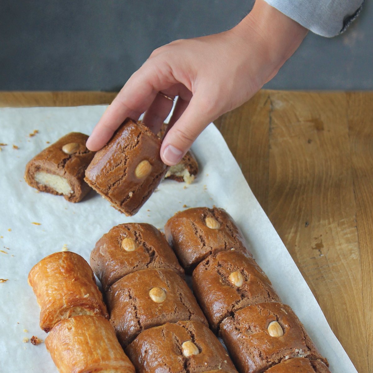 Yeah! Deze overheerlijke mini-staven zijn terug in ons assortiment, dat betekent dat de herfst écht is begonnen. Natuurlijk 5+1 gratis, mixen mag! #ministaven #bakkervanmaanen