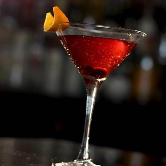 citizenkitcheoc's tweet photo. It’s Thursday and that means 10% OFF Craft Cocktails at Citizen Kitchen!🍸 See you here!! #CitizenKitchen #CraftCocktails #CraftBar #Cocktails #YelpOC #Fullerton #OrangeCounty #Zagat #OCBars #DineOC https://t.co/wfDyzIEZf1 https://t.co/Z8R8EMNbRq