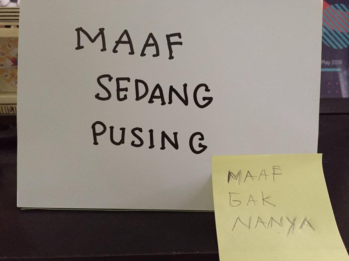 mahasiswikupu2's tweet photo. Gue nulis ini terus ditaroh di atas lemari, eh dijawab emak gue dong :( https://t.co/uBaAOS0KSz