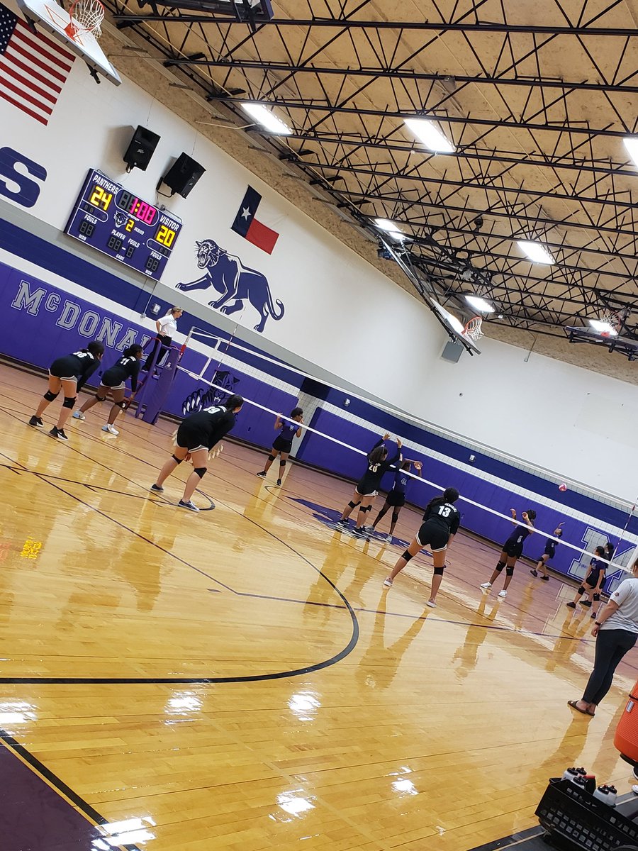 Danielle Harris tweet media