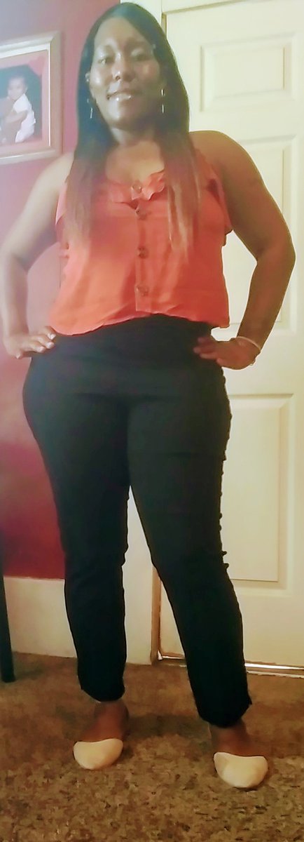 Off work n going out for dinner .. Im Ready#♌📴