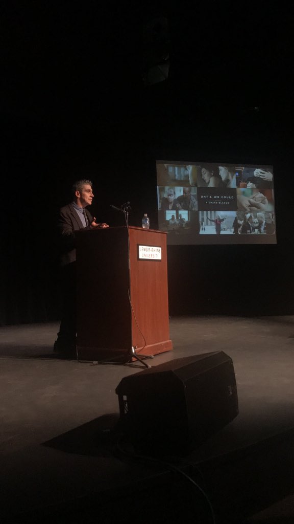 Alex_LRU's tweet image. Community members of OUTright Youth and LR’s PRIDE club had the chance to meet with Richard Blanco. I had the wonderful opportunity to introduce @rblancopoet an immigrant, Latino, openly-gay poet who visited as part of the Visiting Writer’s Series. 
Visit lr.edu/vws