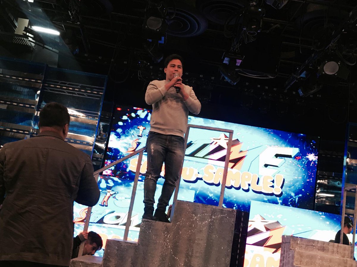 itsShowtimeNa's tweet photo. Noven Belleza rehearsing sa Showtime stage, abangan ang kanilang TNT ALL-STAR SHOWDOWN kasama ang iba pang TNT singers ngayong #ShowtimeSikatSaKantahan Friday! https://t.co/eTqRrKac4v