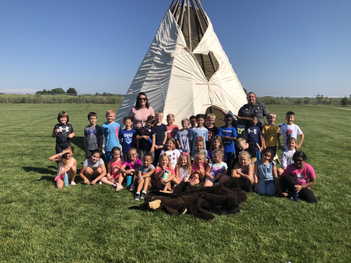 Thank Officer Lopez with <a href="/jocogov/">Johnson County, Kan.</a> parks for # pp