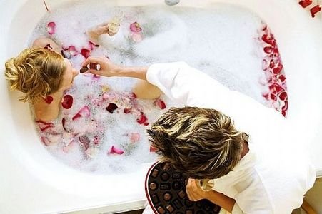 Hatched a massive surprise party and delivered some custom audios. Ahhh - let the end of the week pampering<a href="/tag/wintersolstice"class="tags"><span>#wintersolstice</span></a><a href="/tag/yule"class="tags"><span>#yule</span></a><a href="/tag/sexywitches"class="tags"><span>#sexywitches</span></a><a href="/tag/blessedsolstice"class="tags"><span>#blessedsolstice</span></a>