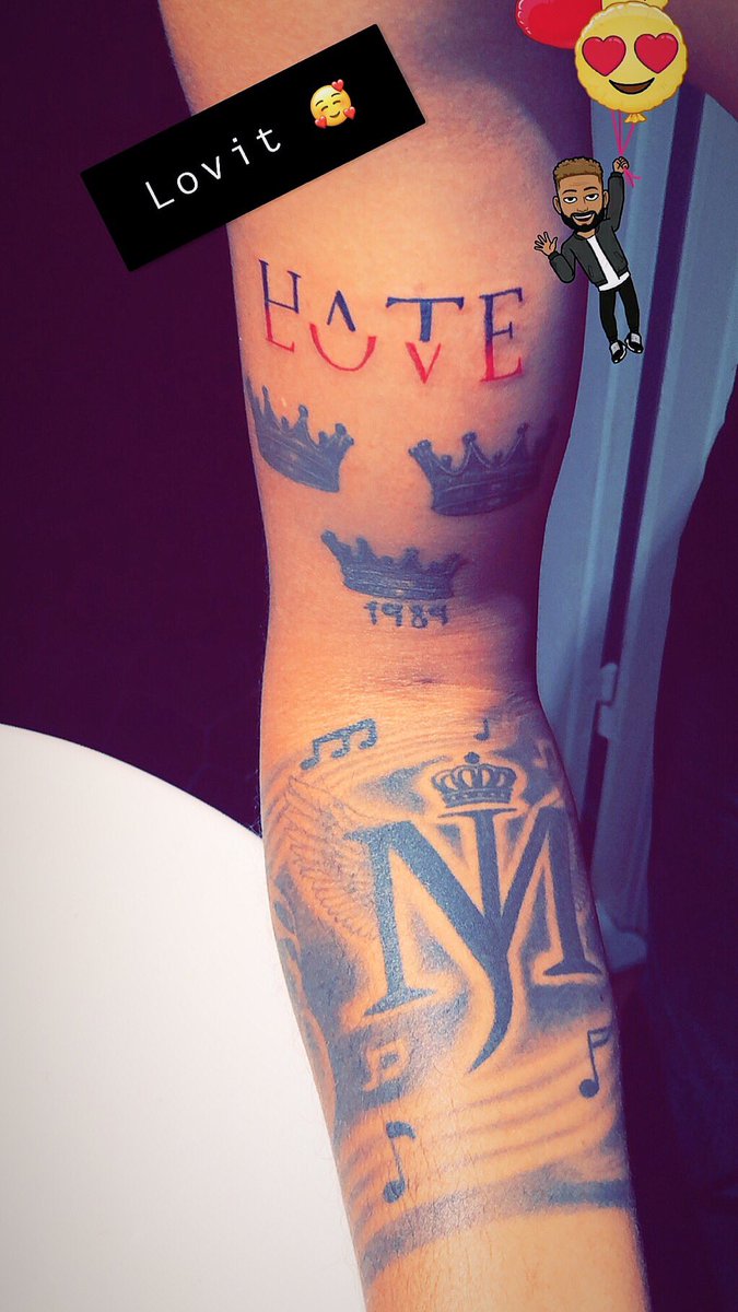 SamirVinden's tweet photo. It’s a Thin Line Between Love and Hate    ♥️🖤#love #my #new #tattoo https://t.co/sHau7URRuh