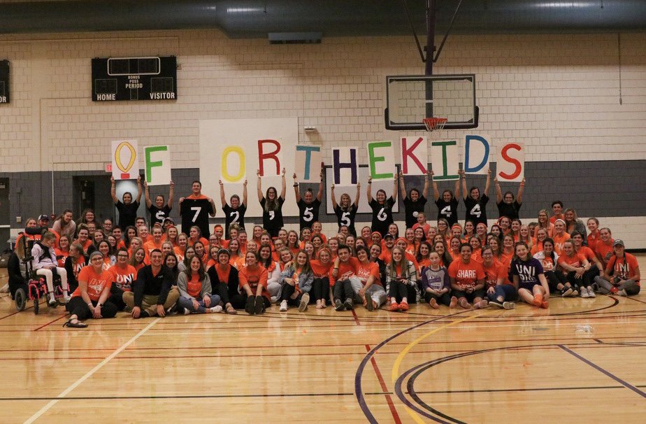 UNI_DM's tweet photo. $72,556.44. We couldn’t have done it without every one of our dancers pushing their hardest to fundraise for the kids. Thank you to our donors and sponsors for your encouragement and support over the last 24 hours. Today, you all showed us the #PowerOfYou. #FightingFor700K https://t.co/TYn5e4zHnt
