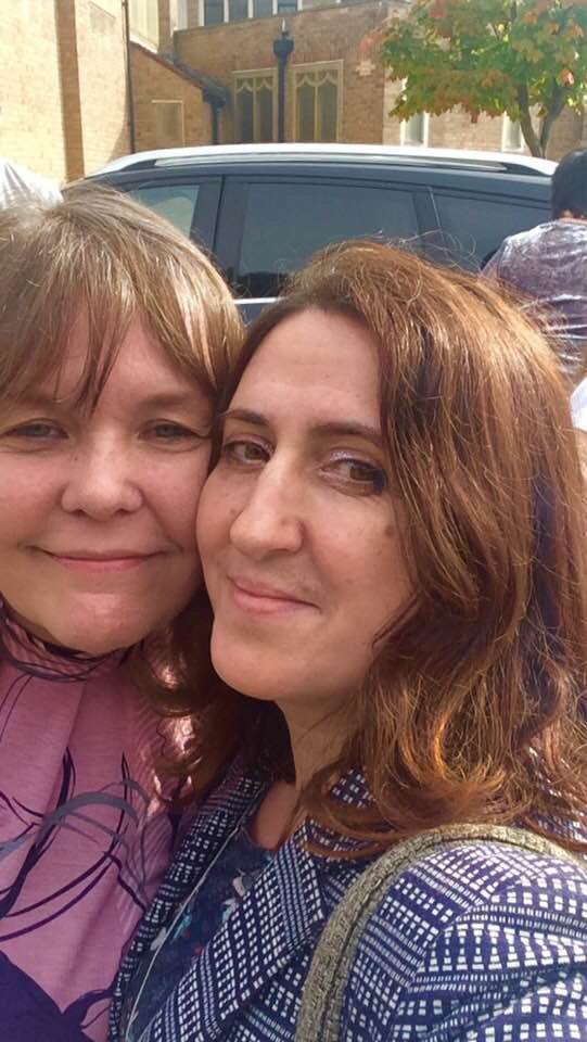 DeliaCazzato's tweet photo. Ooh yay for FriYaY I’m so gonna party 🥳 tonight 🙊🥂 with my darling Paula her family as my sisters 👯 lol she mentioned Karaoke 🤣her family are in for a treat when step to the microphone 🎤 ooh #CanttakeMyEyesOffYou 🙊🥂well I’m #LadyWinner 💃🏻💃🏻 have a fabulous #FridayFeeling https://t.co/6Op2AvxrBl