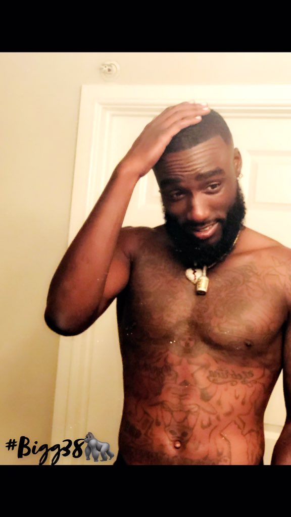 TheRealDFREAK_'s tweet photo. #Bigg38🦍 https://t.co/zeqLvIjNNC