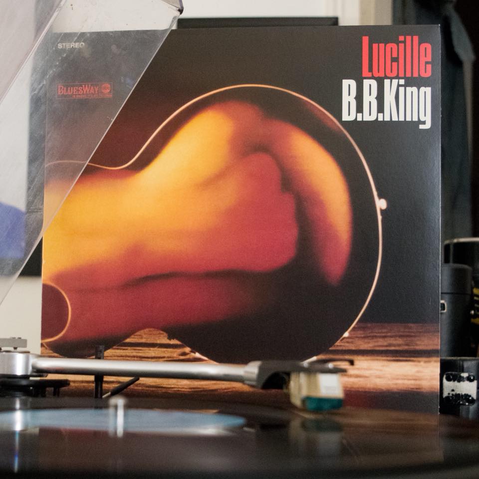 OldSiamSir's tweet photo. The sound that you're listening to 
Is from my guitar that's named Lucille #365lp #day45 #day510 #recordoftheday #nowplaying Lucille by B. B. King #ROTD #vinylrecord
#vinylcollector #vinylrecords #playvinyl #vinylclub #vinylcollectionpost #dustyfingers #vinyldigging #ilovediscogs https://t.co/0F2KsfKUHj