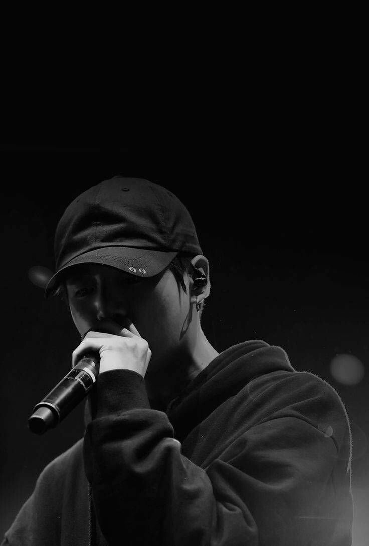 JKanf22's tweet photo. Can you describes him with one word? #JeonJungkook #BTSinSaudiArabia #ARMY #BTS https://t.co/4xFjZKvVin
