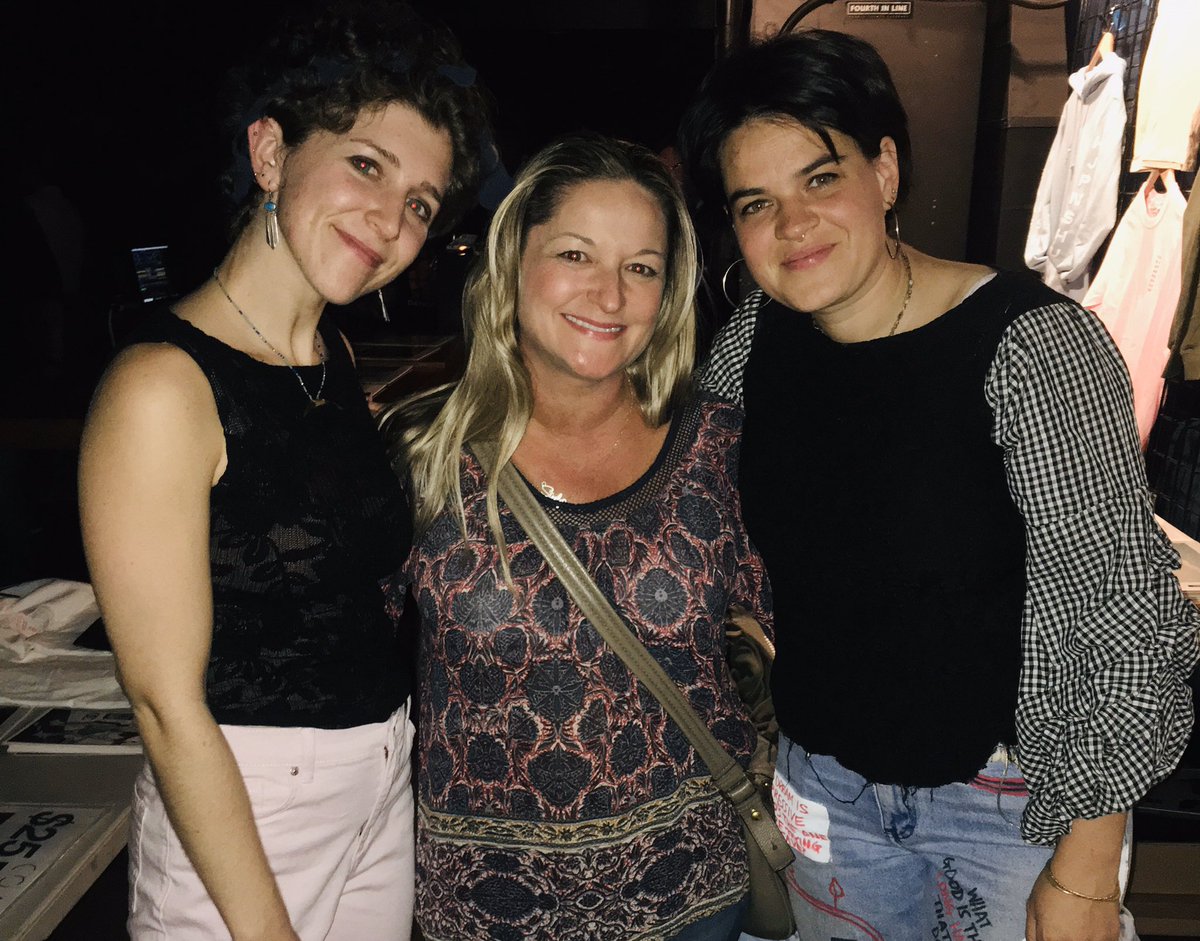 SoCalMusicGal's tweet image. So great meeting @thisisovercoats tonight! Starting their tour with The Japanese House our here on the west coast. Check them out! #Overcoats