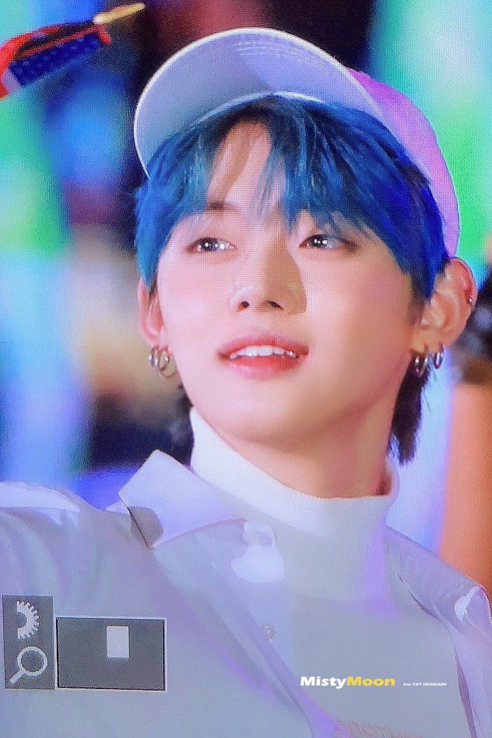 MistyMoon0913's tweet photo. 191011 창원
#연준 #YEONJUN #TOMORROW_X_TOGETHER
 #TXT https://t.co/18eMwS5lny