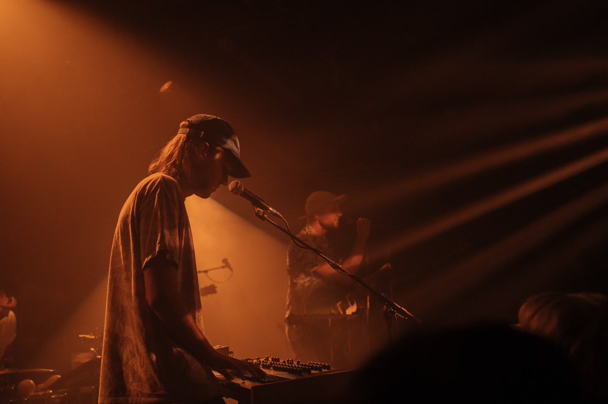 mariebhrn's tweet photo. First show pour @vrtikal 
Un plaisir de shooter @IsaacDelusion à la @lamaroquinerie hier soir ⚡️ https://t.co/Z0v5FqBVxm