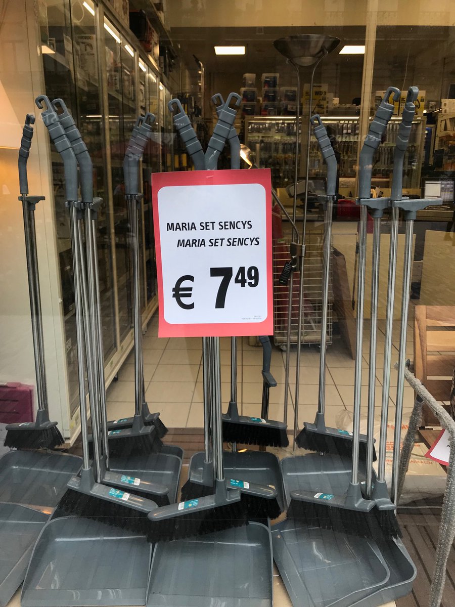 vmegag's tweet photo. Les seules Maria que j’ai connue étaient Portugaises...mais est-ce vraiment une explication ?
Pour #brico ce semblerait être un lien suffisant #badcom https://t.co/6rvGQmUcp6