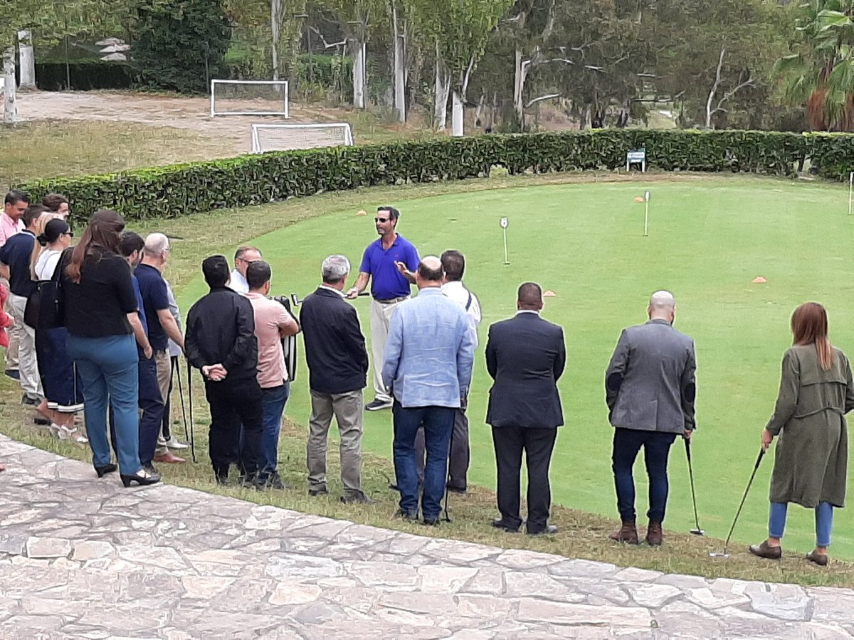 I después... a disfrutar del @GolfBarcelona. Asi son los networking  de <a href="/apaebusiness/">APAE</a>