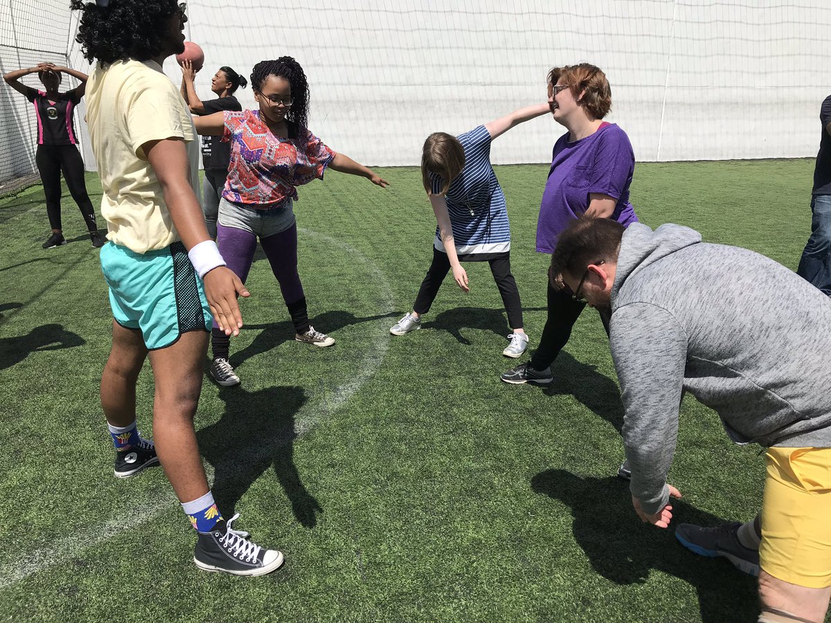 TamaraPictures's tweet photo. @CityVarsity getting ready for sports day https://t.co/6T7EDj5Ced