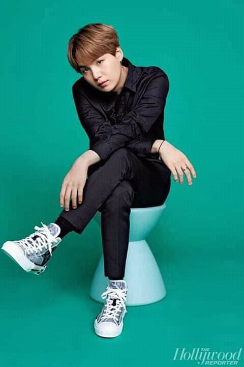 kookies_koolate's tweet photo. THR X BTS
BTS: Exclusive Photos of the K-pop Sensation
#SUGA #JIN #RM
#BTSxTHR
#BTS_POPUP
#BTSinSaudiArabia https://t.co/5uriVW9nJh
