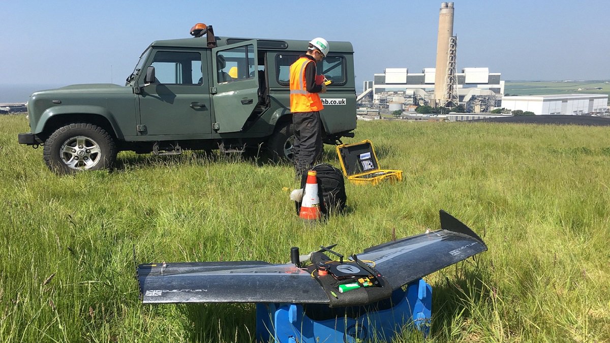 In a global first, we undertook a stock count audit using #drones - just one of the ways we're transforming the way we deliver to clients. Discover how our approach of balancing #technology with our team's insight helped enhance audit quality: bit.ly/2pcTpIG #PwC2019AR