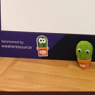 DeskBuddyUK's tweet image. Showing my support for #HousingDay with my  #NewProfilePic

And look I made it onto my own selfie frame 😆🌵 #DeskBuddyUK 

Well done to everyone who supported @housingday this year!