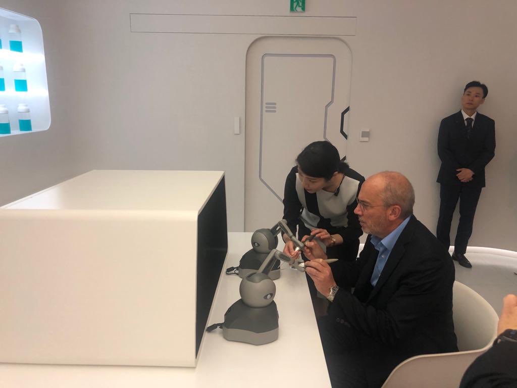 3 million #5G users, bold B2B use cases, a thriving ecosystem: fascinating and inspiring visit in South Korea on the eve of <a href="/orange/">Orange</a> first 5G commercial launches in Europe. Thanks to our longstanding Korean partners!