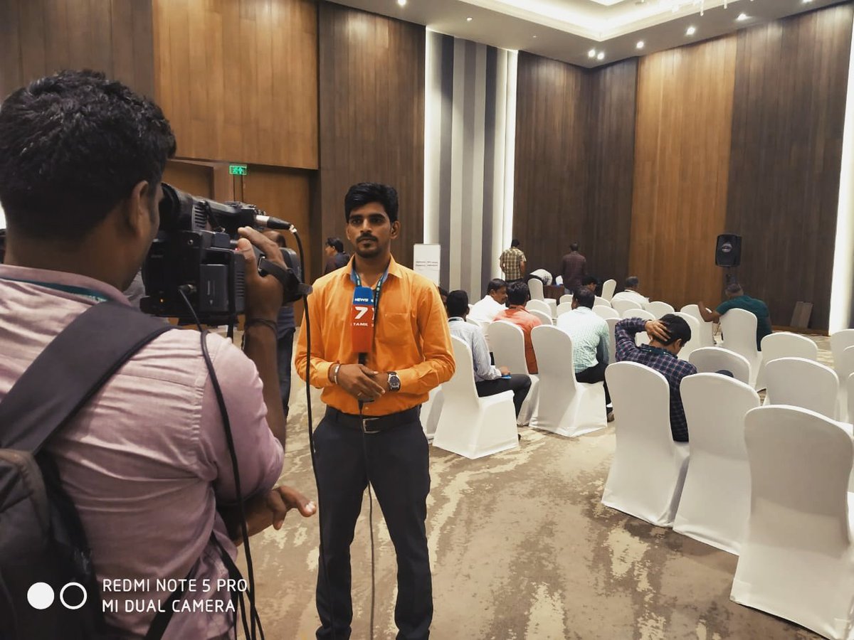 Vignesh_twitz's tweet photo. In the historical #ModixijinpingMeet in #Mamallapuram monitoring the key developments and presenting it to the world. Will be there for two full days in shore city for news. https://t.co/M3ACdF4KkH