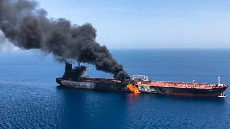 peyamakurd's tweet photo. İran tankeri, Arabistan kıyılarında patladı 
 #iran #suudiarabistan #Cidde #Körfez #Aramco #petrol #Sabity #patlama  
 https://t.co/2q0mTVCg24 https://t.co/2eHbkTfiKQ