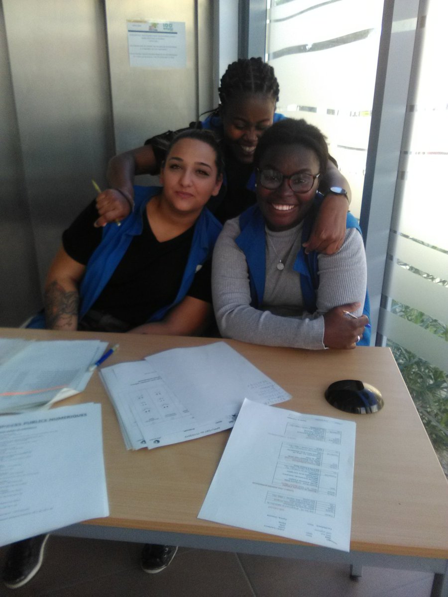 De la recherche d'emploi, initiation au numérique, la création d'entreprise ou la formation un kiosque une réponse .