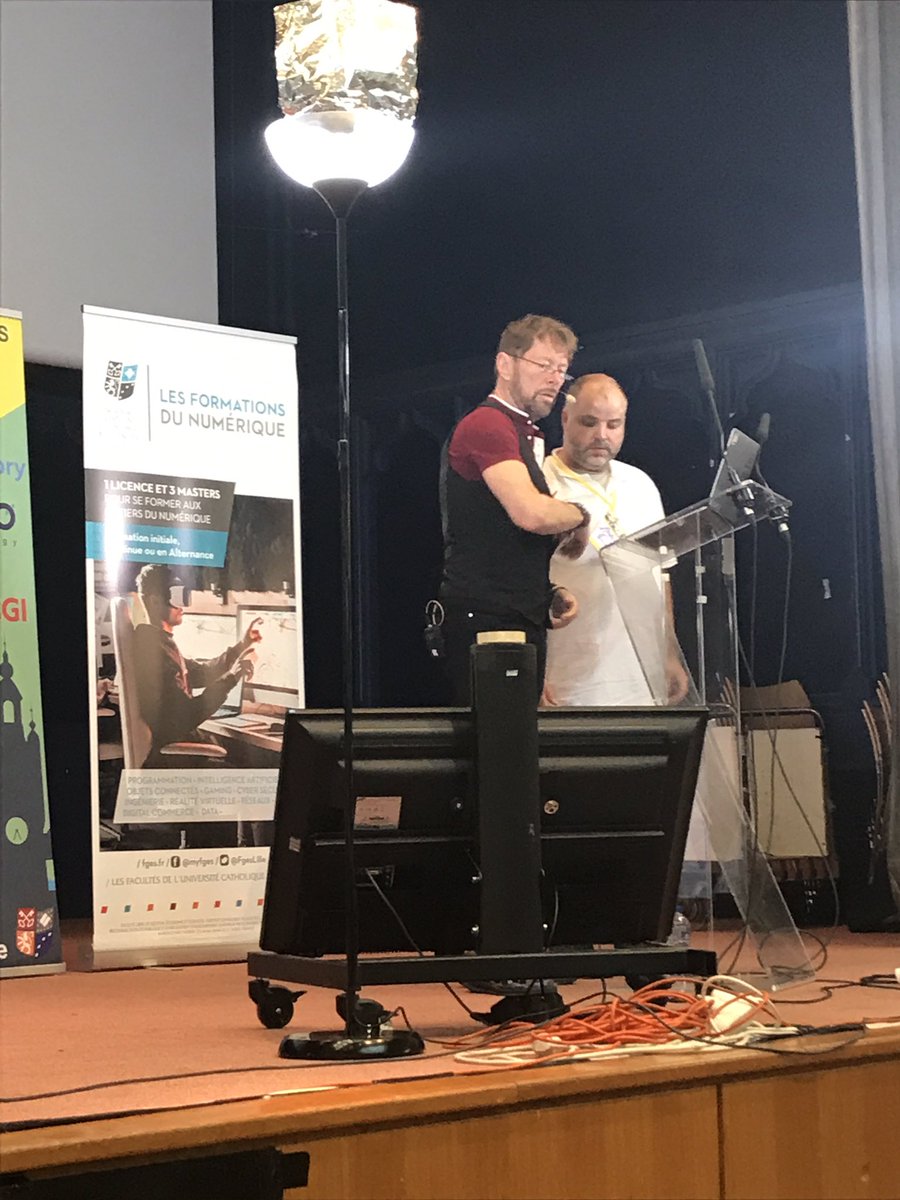 Keynote d’<a href="/TotherAlistair/">The Other Alistair</a> à #AgileTourLille 🤗🤗🤗 c’est parti