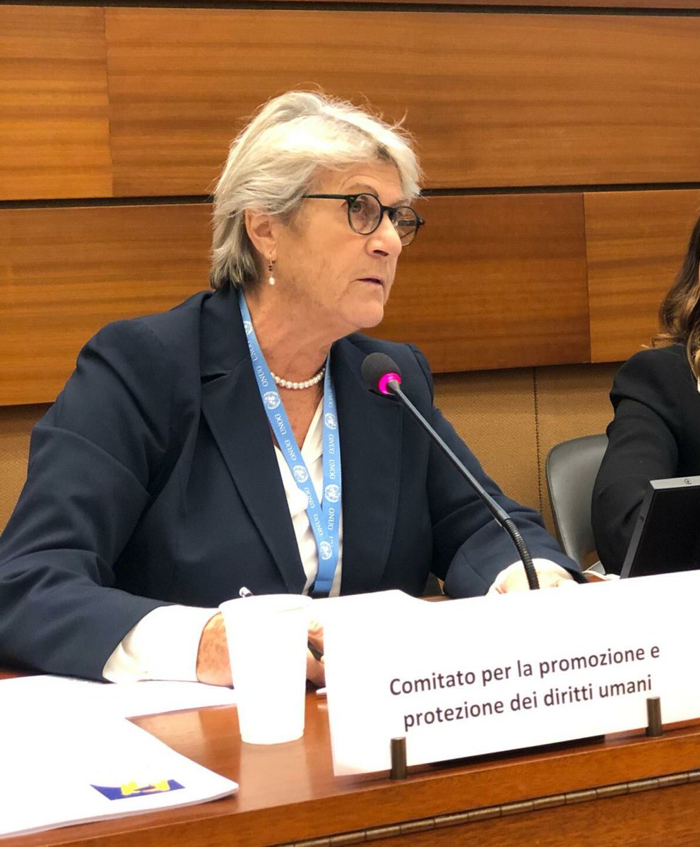 Durante la #Presession of #Italy , <a href="/OngVIS/">VIS</a> Comitato per la #Promozione and #ProtezioneDeiDirittiUmani suggerisce alle #MissioniPermanenti presenti in aula di Istituire il prima possibile una #NHRI #IstituzioneNationaleDirittiUmani in linea con i #PrincipiDiParigi