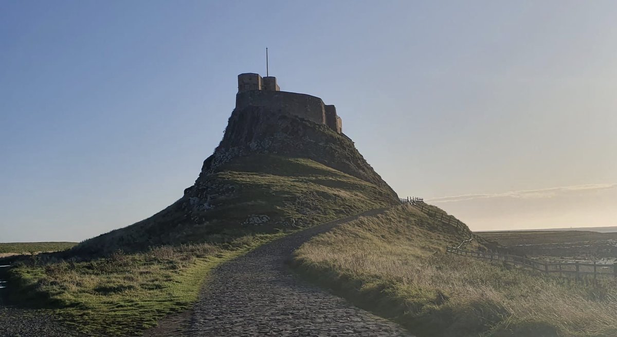 The sun is shining, the sky is blue and the castle is half price entry today (and every Friday in October).
Causeway open now until 12.35pm and then reopens at 5.45pm, castle open 10am - 4pm.  Come and visit! #halfpriceFridays #Northumberland nationaltrust.org.uk/lindisfarne-ca…