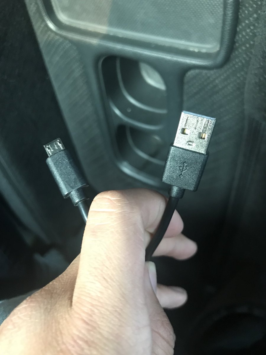 Gilbagz's tweet image. Wires save lives. #wiredmode #PAXAus2019