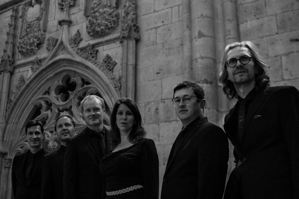 singer_pur's tweet photo. 12. 10. 2019 - 19.30/ Ulm, Münster
“Veni electa mea” - legendäre Motetten der Ära Kaiser Maximilians I.
https://t.co/zVtkracBoR
📸 Asier Ruiz.
#singerpur #followMax500 #blackandwhitephotography https://t.co/ceRqrJRUDg
