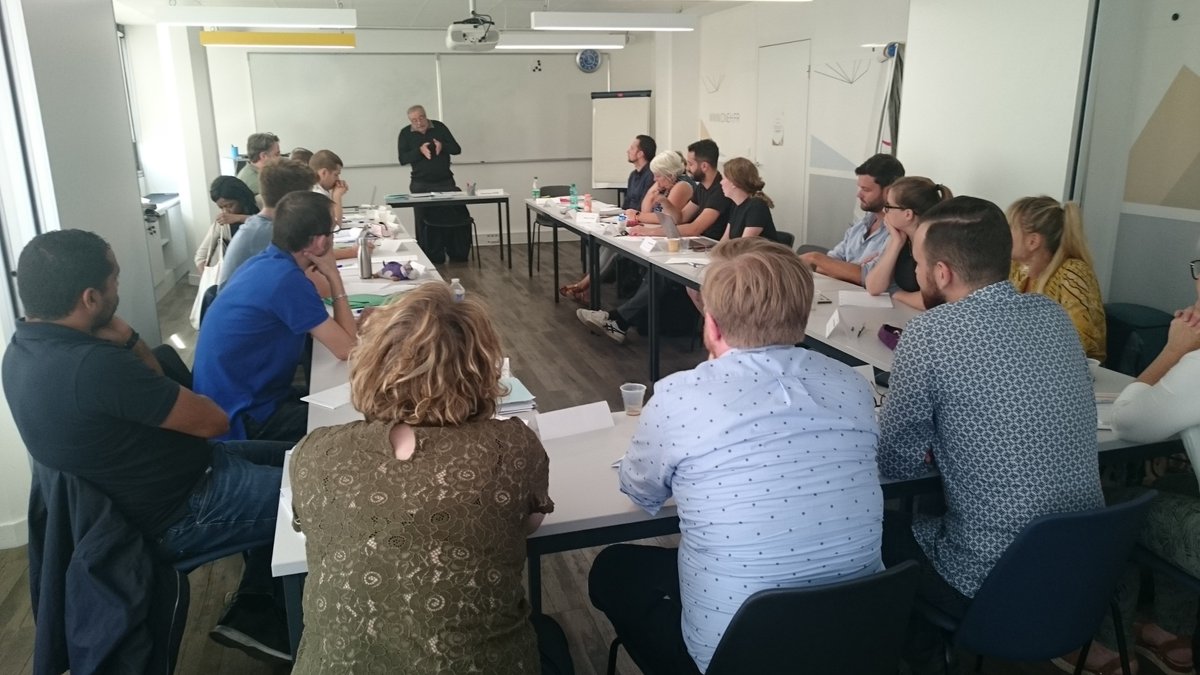 CNEHfr's tweet photo. * Prépa concours * Sessions intensives de préparation aux oraux des concours #AAH, #DESSMS, #DH et #DS au @CNEHfr : apports méthodologiques et oraux blancs en conditions réelles : les candidats sont en route vers la réussite ! https://t.co/R6iv76bEjI