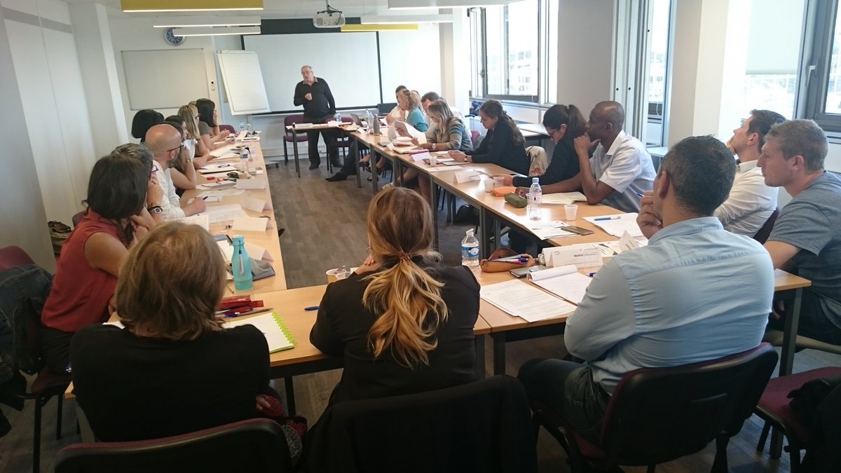 CNEHfr's tweet photo. * Prépa concours * Sessions intensives de préparation aux oraux des concours #AAH, #DESSMS, #DH et #DS au @CNEHfr : apports méthodologiques et oraux blancs en conditions réelles : les candidats sont en route vers la réussite ! https://t.co/R6iv76bEjI