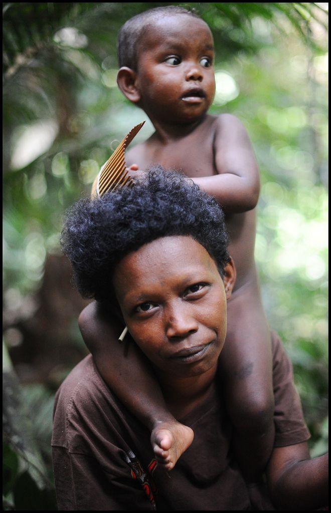 The orang asli are not one single group. There are many tribes, but they can be divided into three categories. The earliest is the Semang, who the Europeans referred to as Negritos meaning "little blacks". Let's try to phase out this word OK?