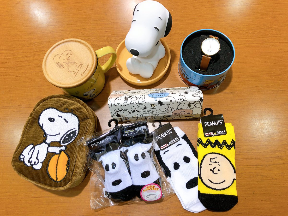 kiitos_selva's tweet photo. 🌟本日よりスタートしました🌟

10月11日(金)より
スヌーピー商品を1点でも
お買い上げのお客様に
オリジナルminiクリアファイル
🎁プレゼント🎁
※先着でのプレゼントとなりますので無くなり次第終了となります！お早めに！
※柄は選べませんのでご了承ください！
※商品は一例です
#SNOOPY #PEANUTS https://t.co/qVfb0IM22C