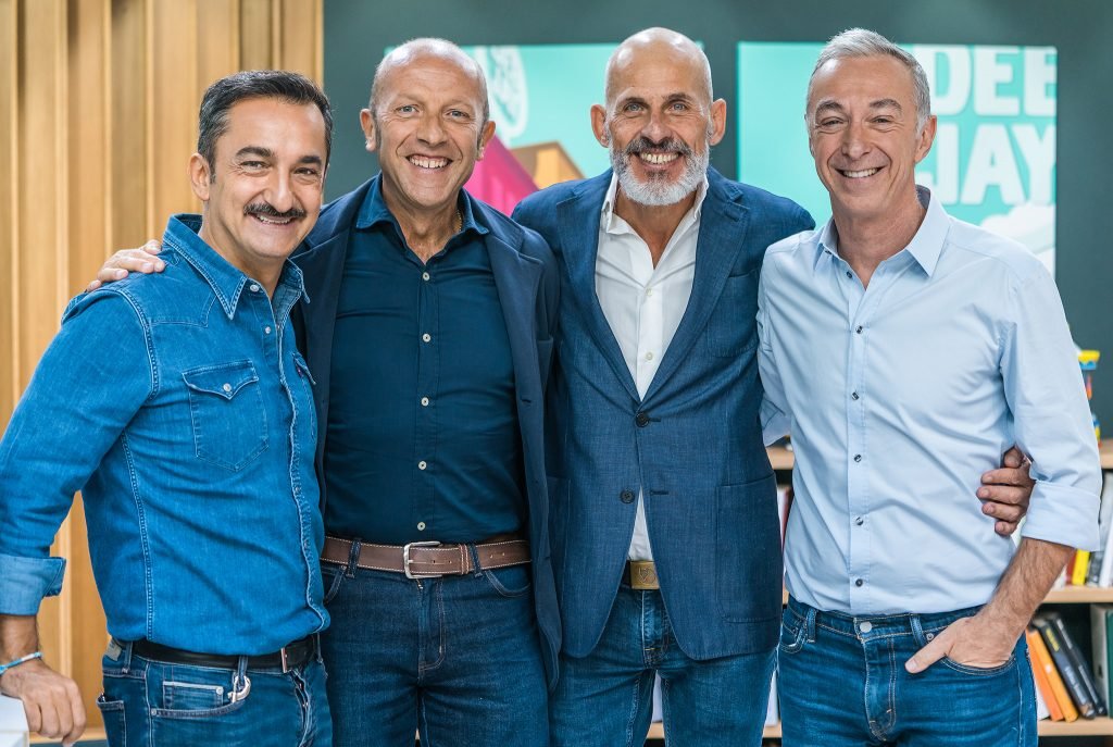 Una bella emozione essere a <a href="/radiodeejay/">Radio Deejay</a> e raccontare il nostro progetto, il nostro sogno, a Deejay Chiama Italia!

#sportium #progettocmr #manicaarchitecture #glianellidisansiro #nuovostadiomilano