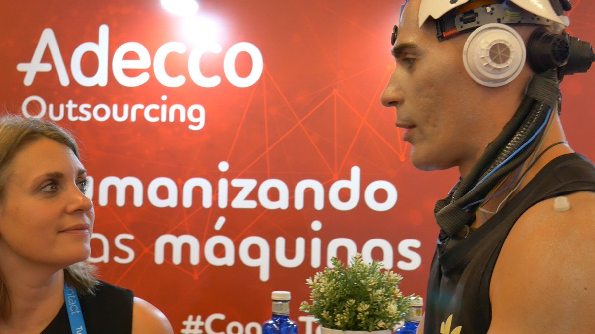 adecco_es's tweet photo. Esta semana hemos estado en #ExpoRc2019. Vinyet Bravo, Directora de Innovación y Tecnología en Adecco Outsourcing, moderó el debate sobre la "Humanización de las máquinas" 🤖 

¿Cómo introducimos la #InteligenciaArtificial en la Atención al Cliente? 🤔

¡Un placer participar! 👏 https://t.co/BR2dwoW24l