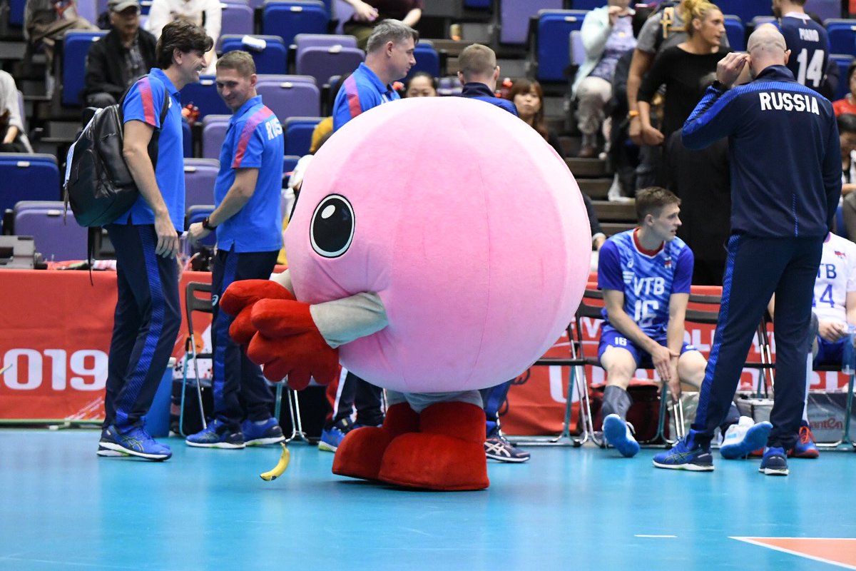 バレーボールw杯男子大会でマスコットキャラクターのバボちゃんと戯れる巨人たちが可愛すぎる 19年版 3ページ目 Togetter バレーボールw杯男子大会でマスコットキャラクターのバボちゃんと戯れる巨人たちが可愛すぎる 19年版 3ページ目 Togetter